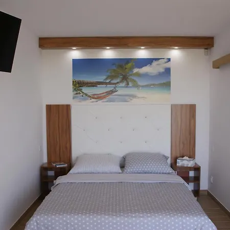 Apartamento Amber - *