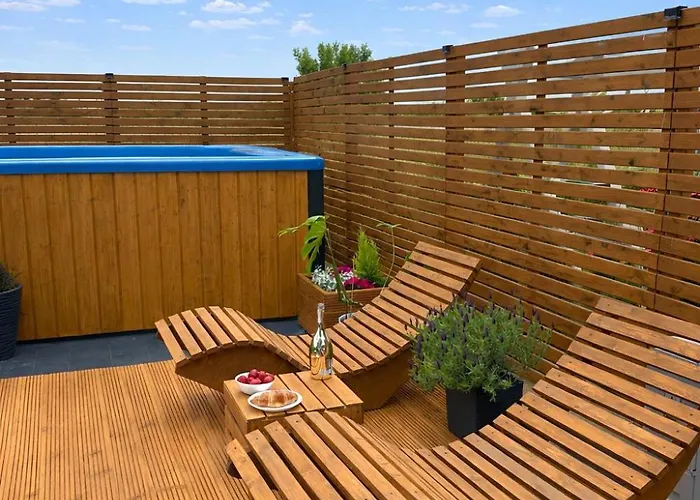 Amber - Апартаменты Нехоже