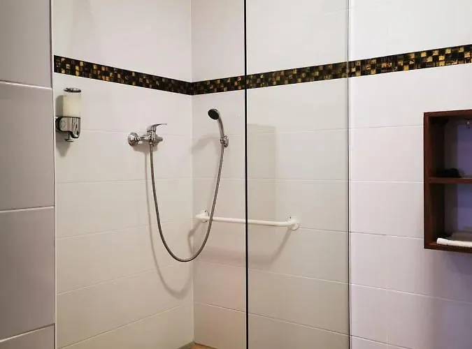 Amber - Нехоже